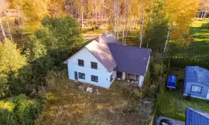 Saulkrastu nov., Zvejniekciems, Celtnieku iela